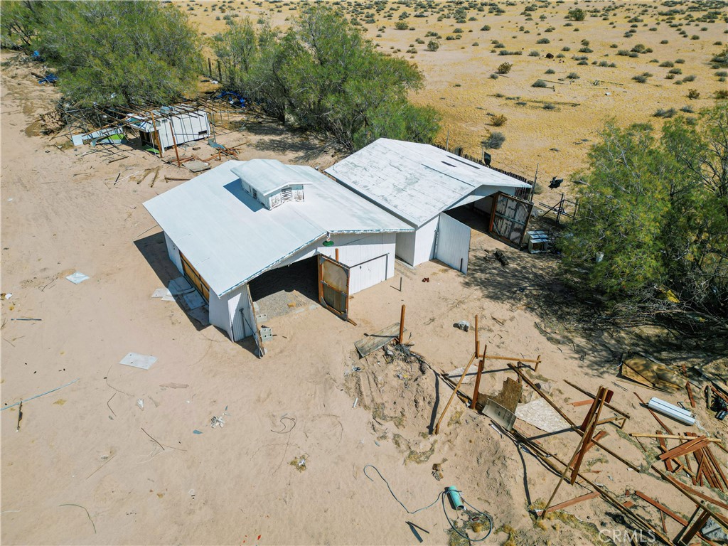 45200 Camelot Drive