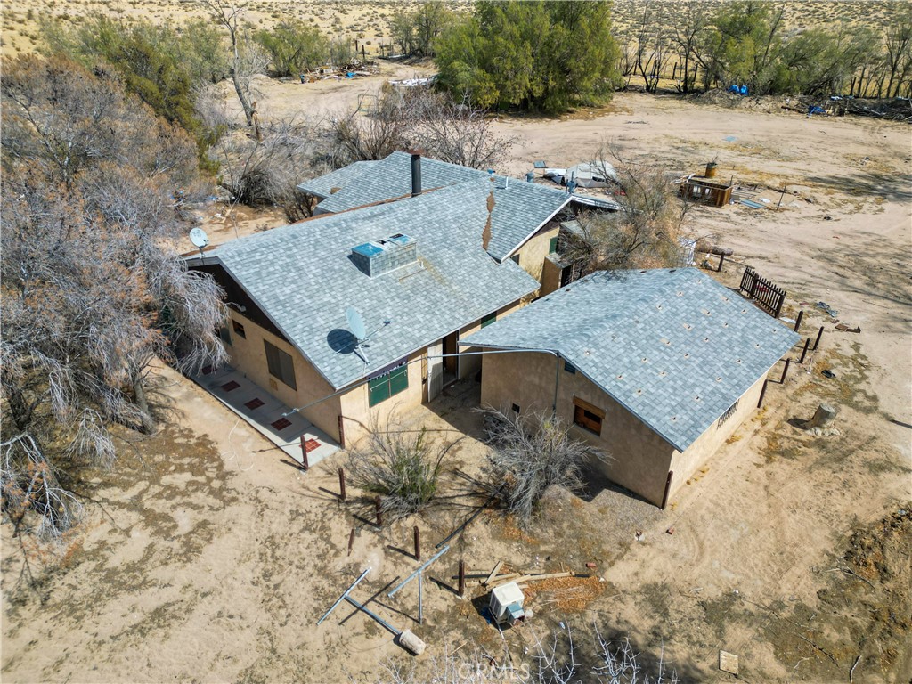 45200 Camelot Drive