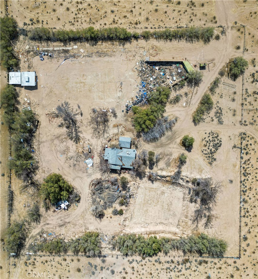 45200 Camelot Drive