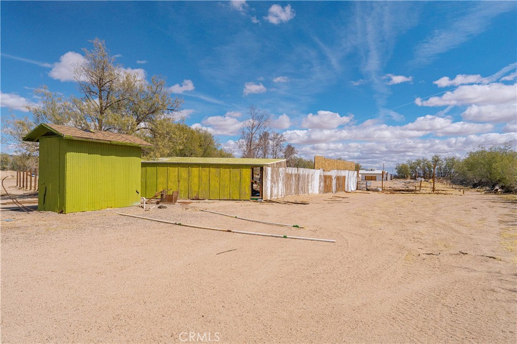 45200 Camelot Drive