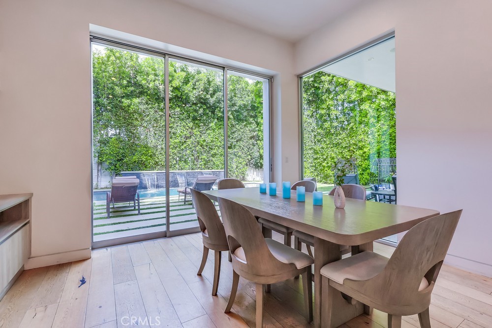 737 N Cherokee Avenue