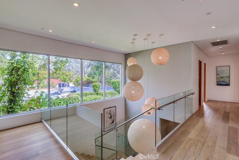 737 N Cherokee Avenue