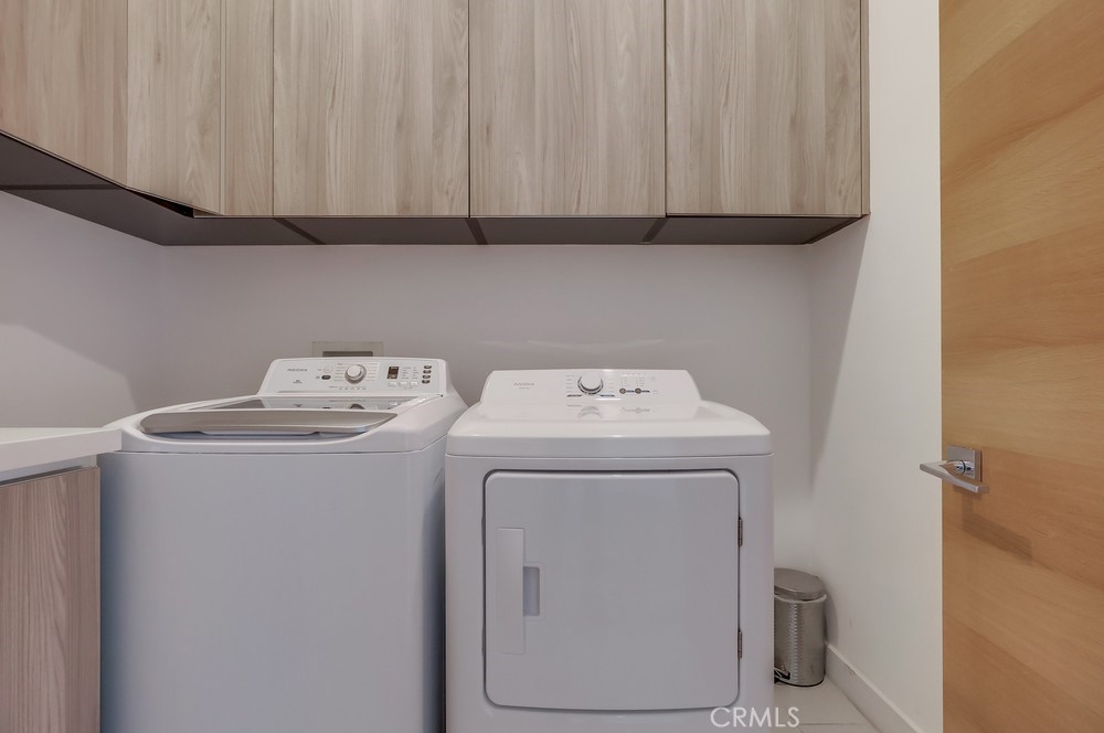 737 N Cherokee Avenue