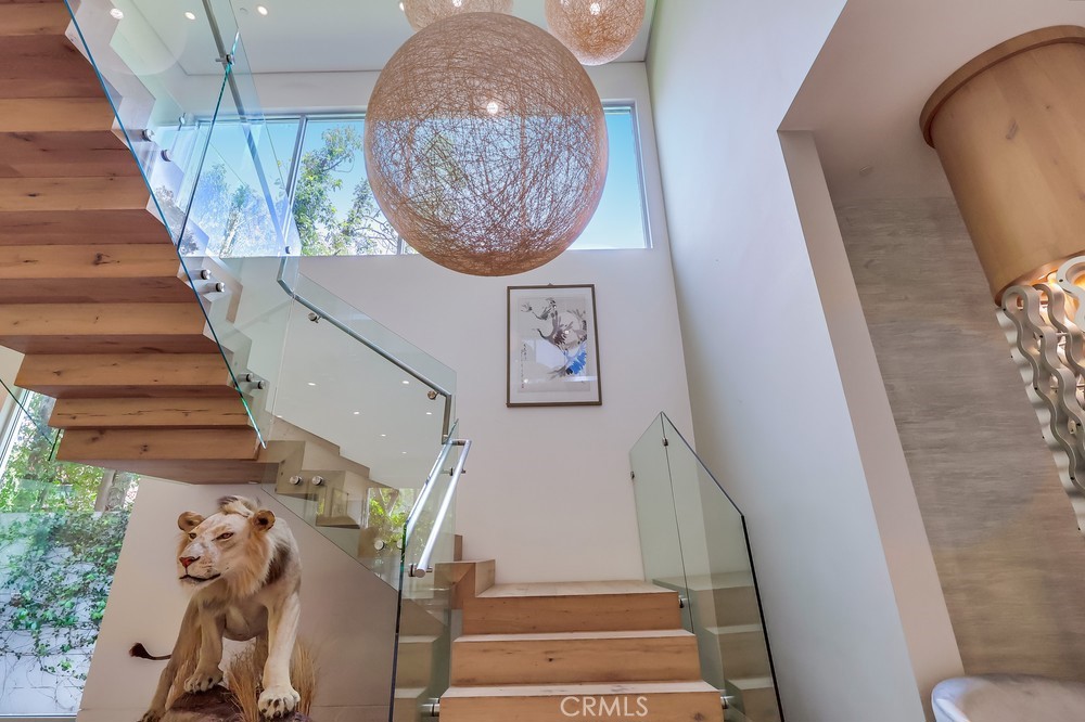 737 N Cherokee Avenue