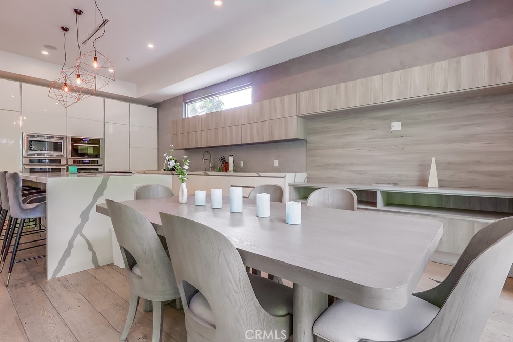 737 N Cherokee Avenue