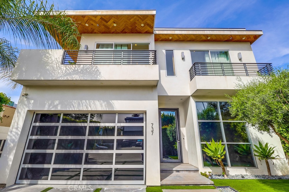 737 N Cherokee Avenue