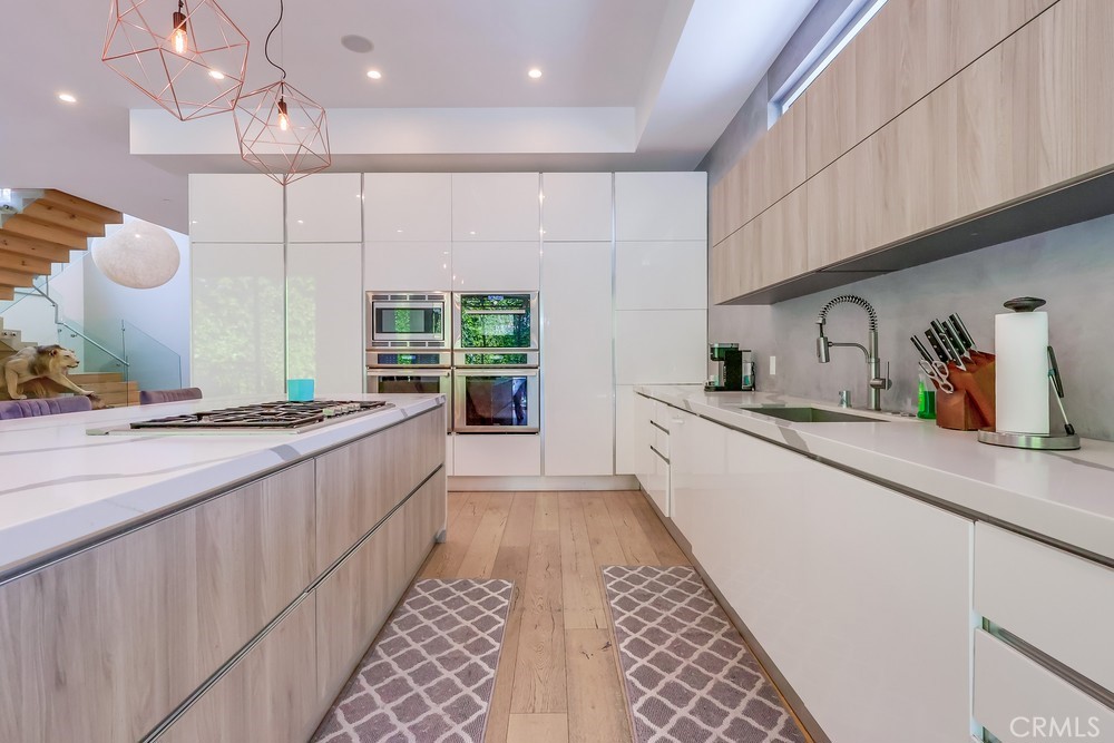 737 N Cherokee Avenue