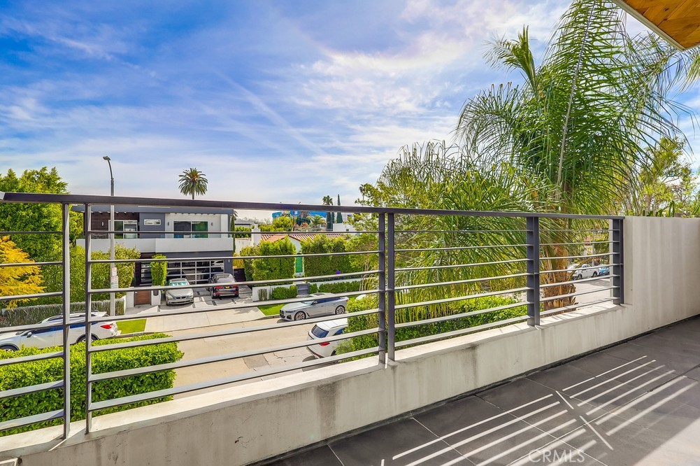 737 N Cherokee Avenue