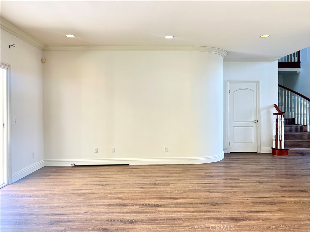 9942 Howland Drive