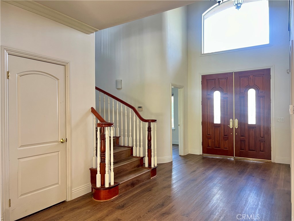 9942 Howland Drive