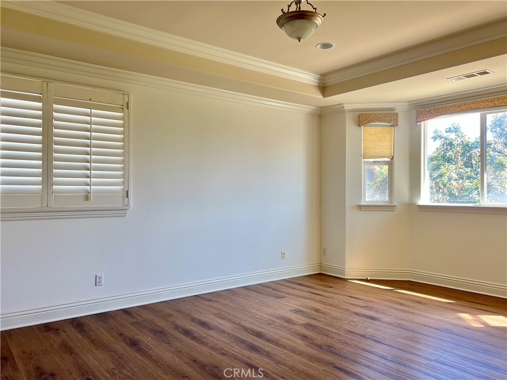 9942 Howland Drive
