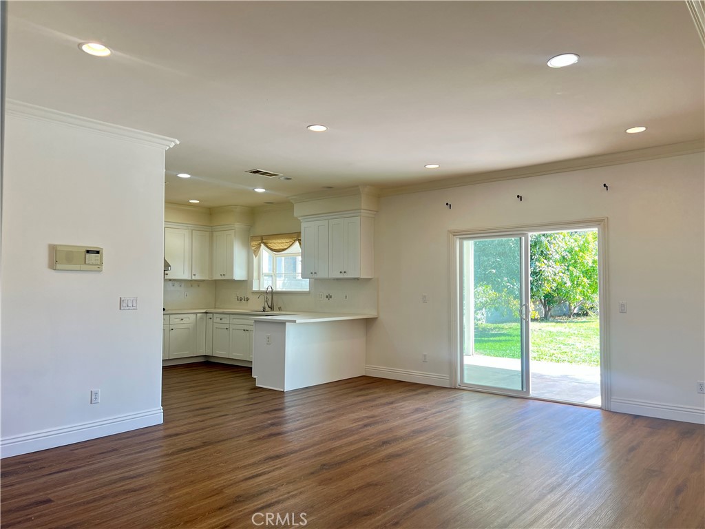 9942 Howland Drive
