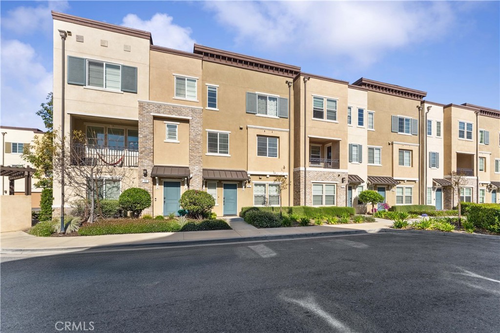 15 Eagles Nest Drive