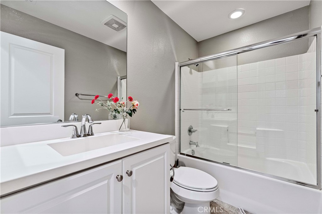 15 Eagles Nest Drive