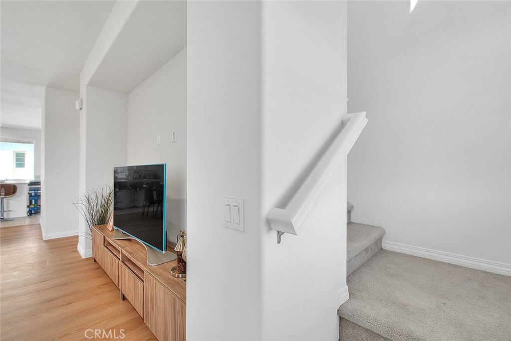 803 N Dalton Ave Unit 102