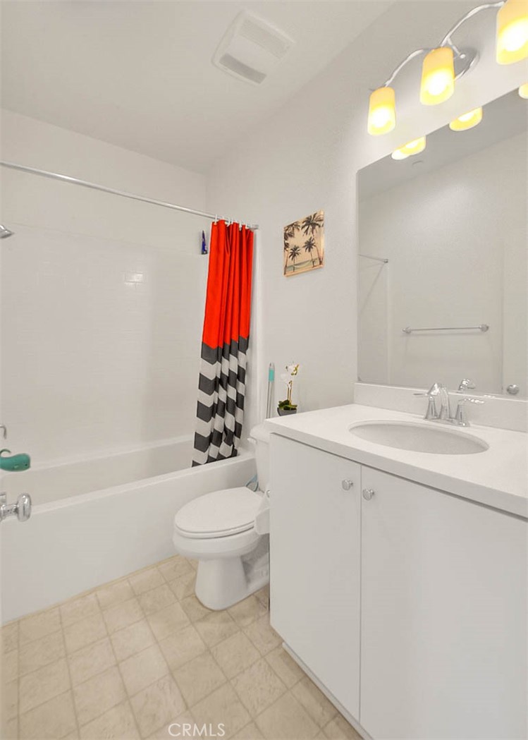 803 N Dalton Ave Unit 102