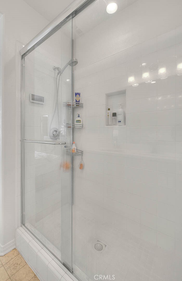 803 N Dalton Ave Unit 102