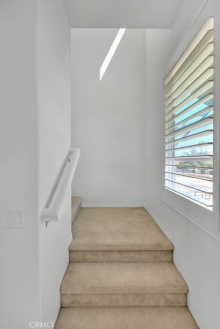 803 N Dalton Ave Unit 102