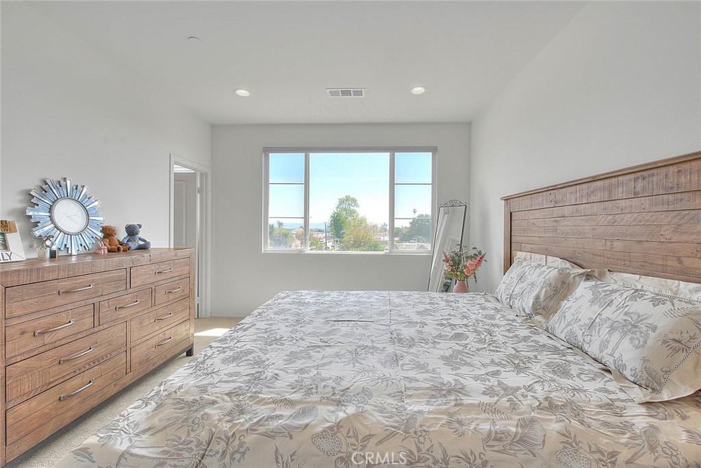 803 N Dalton Ave Unit 102