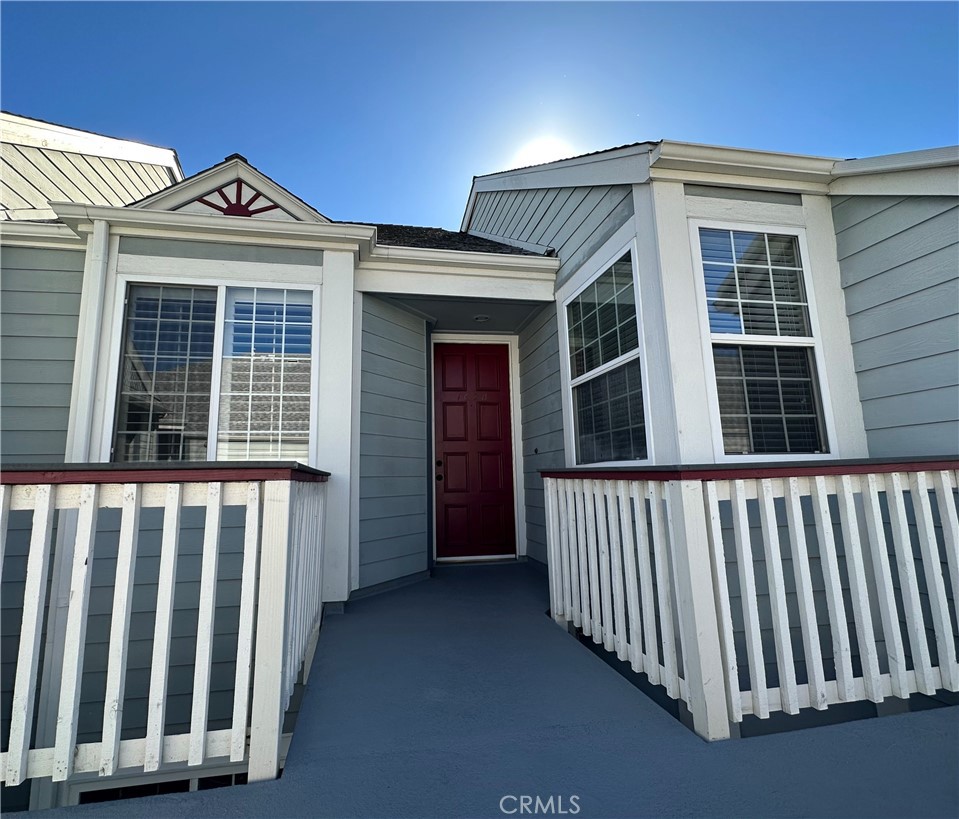 162 W Lemon Avenue B