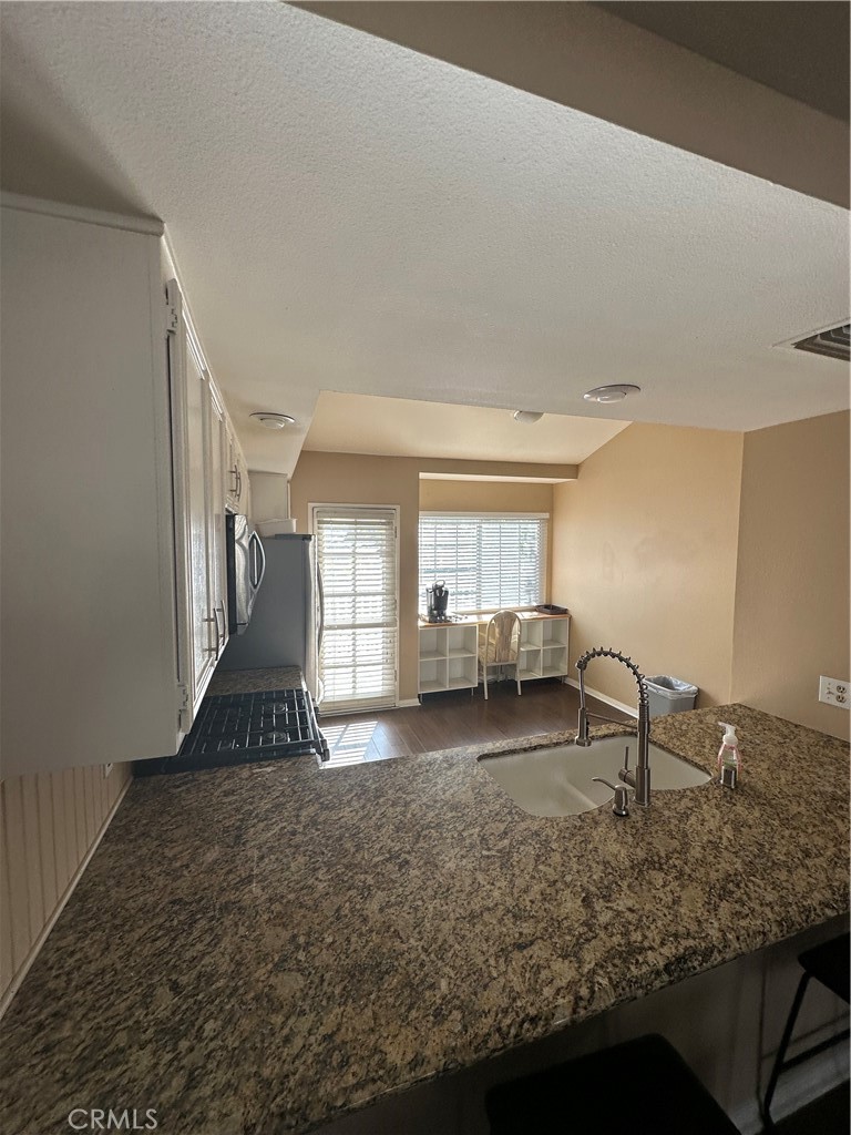 162 W Lemon Avenue B