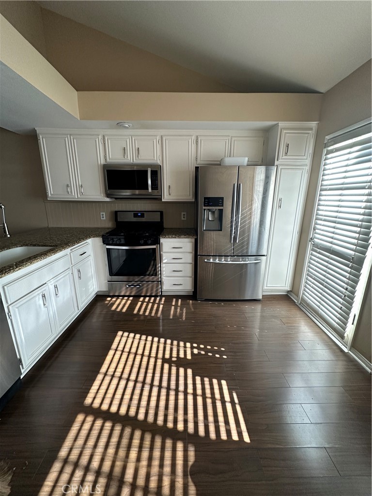 162 W Lemon Avenue B