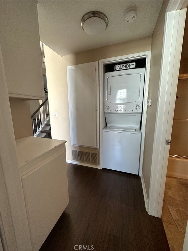 162 W Lemon Avenue B