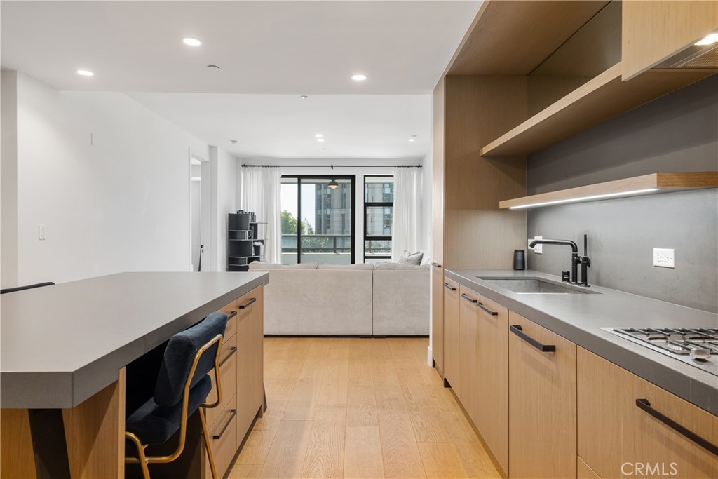10777 Wilshire Boulevard 306