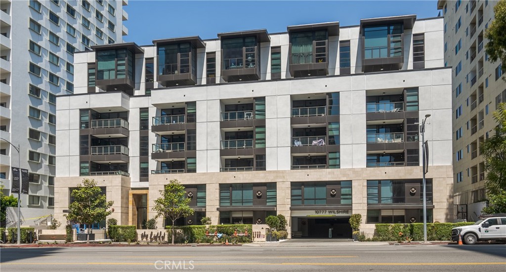 10777 Wilshire Boulevard 306