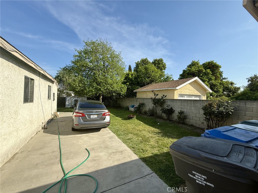 3912 Maple Avenue