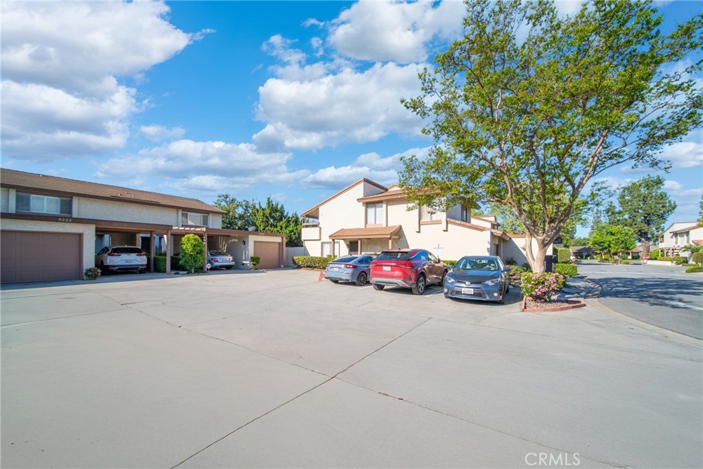 5206 Village Circle Drive 38