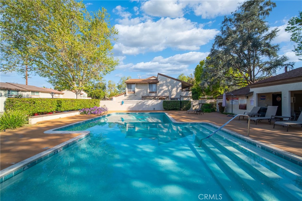 5206 Village Circle Drive 38