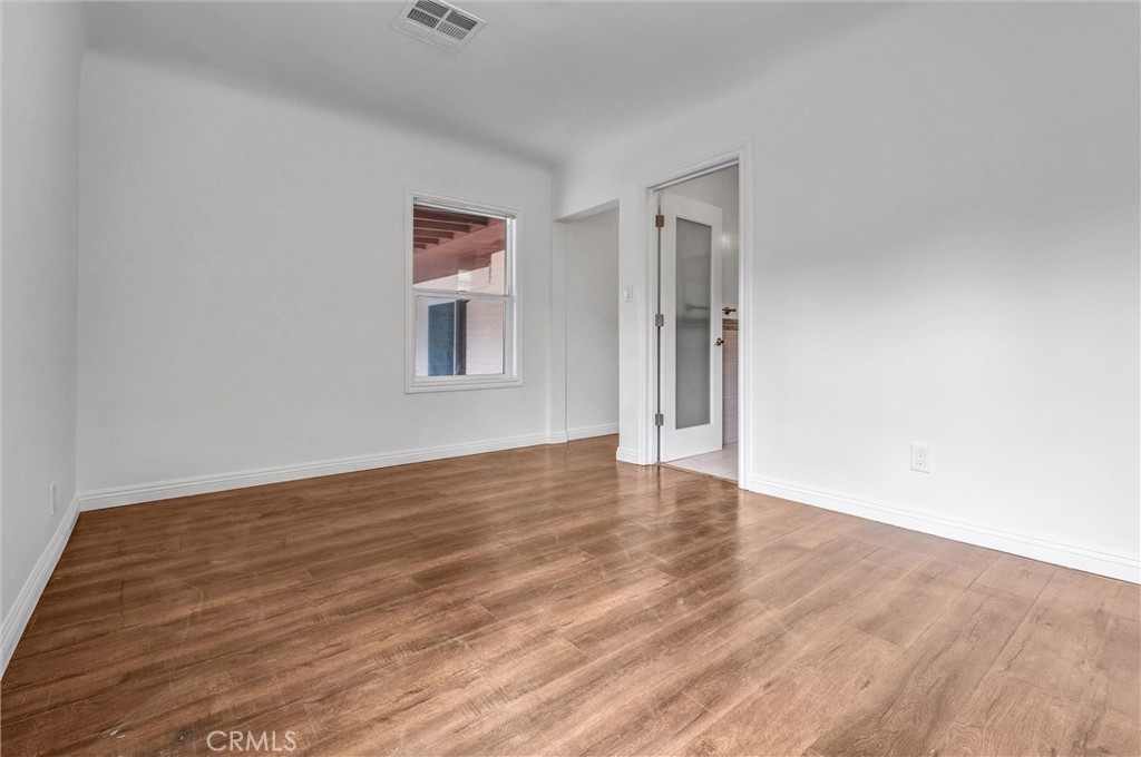 812 El Mercado Avenue