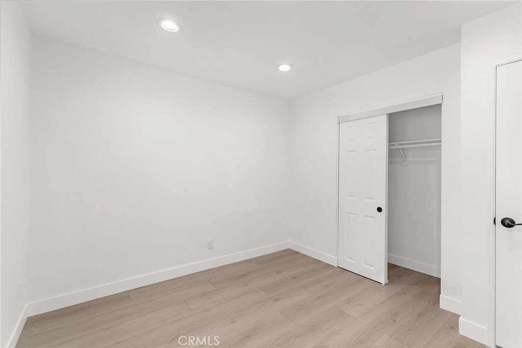 4324 Center Street