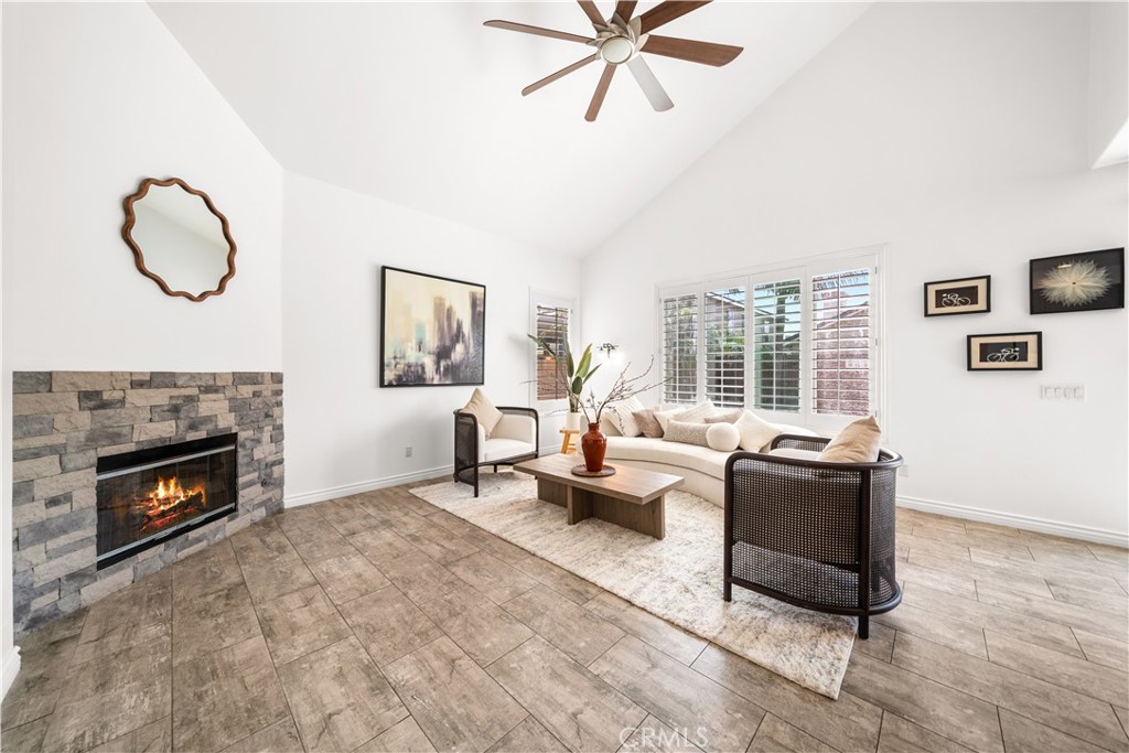 13745 Woodcrest Court
