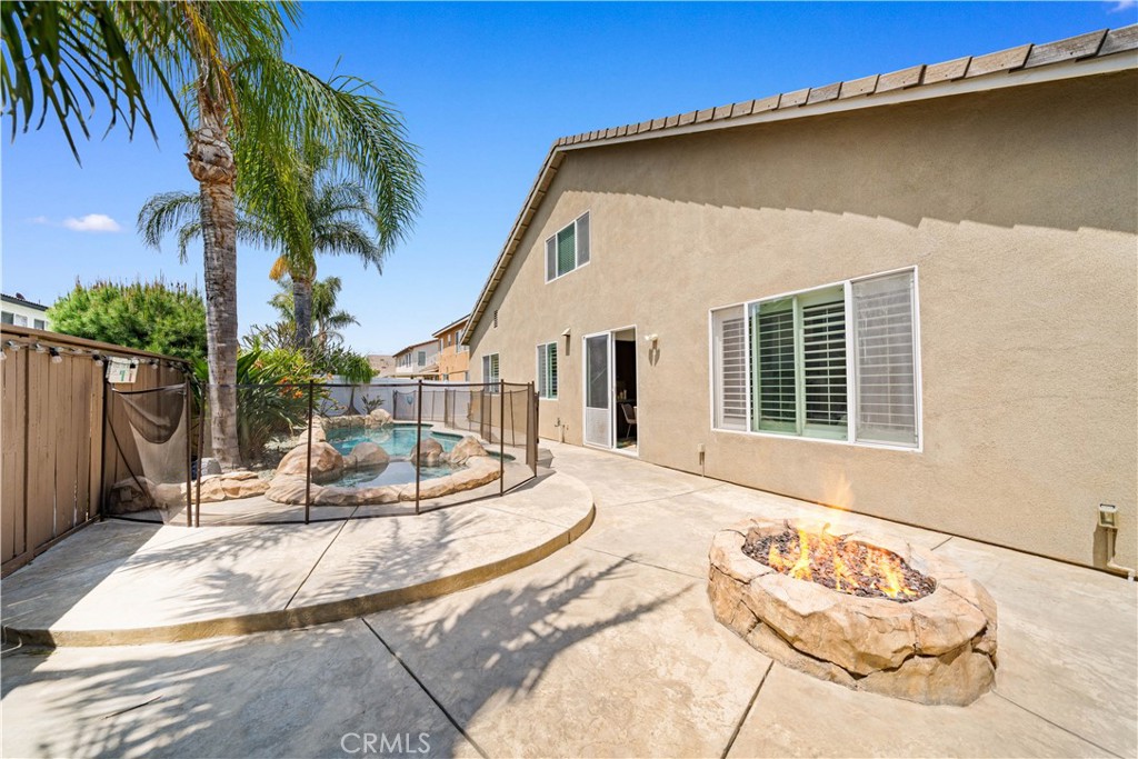 13745 Woodcrest Court