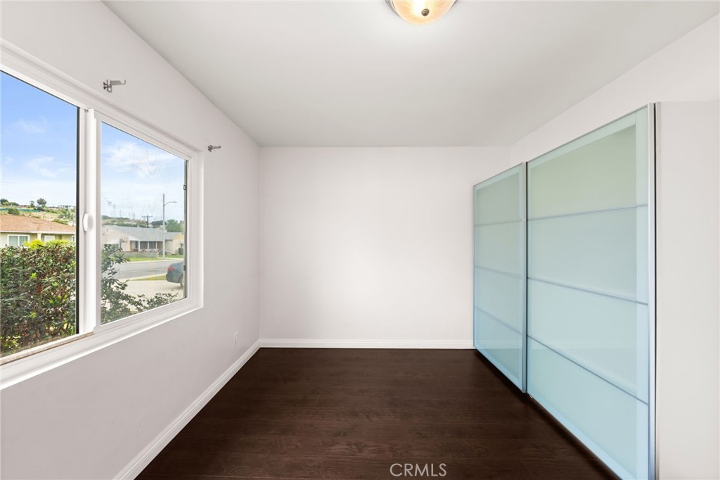 418 Elmgate Street W