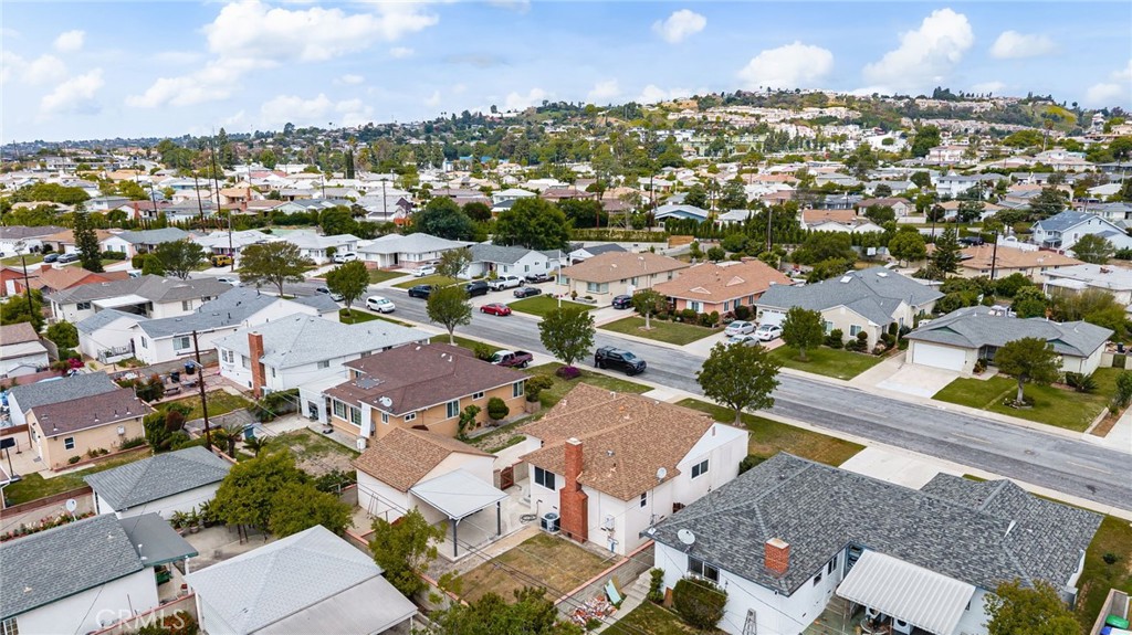 418 Elmgate Street W