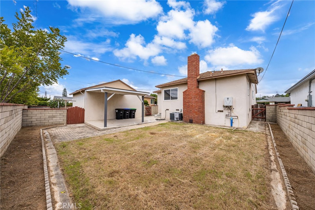 418 Elmgate Street W