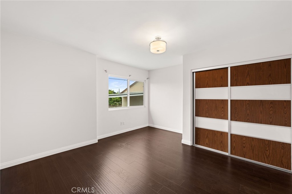 418 Elmgate Street W