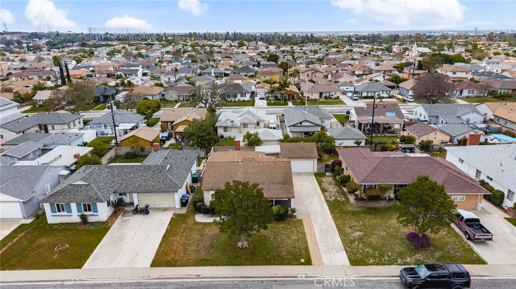 418 Elmgate Street W