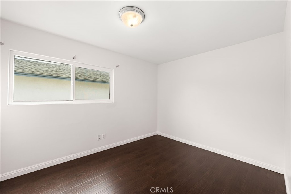 418 Elmgate Street W