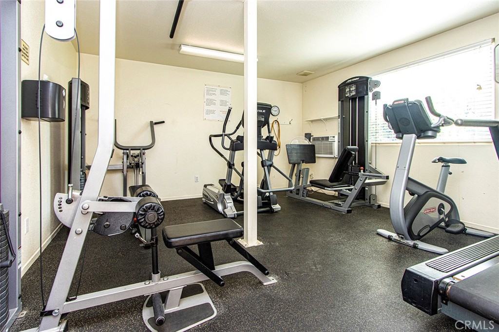 5884 Los Santos Drive