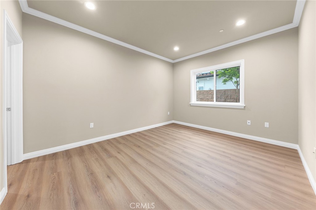 5463 Sultana