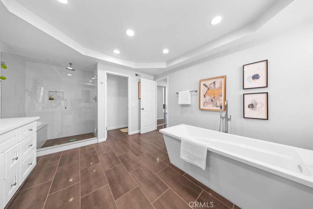 703 Calle Cumbre