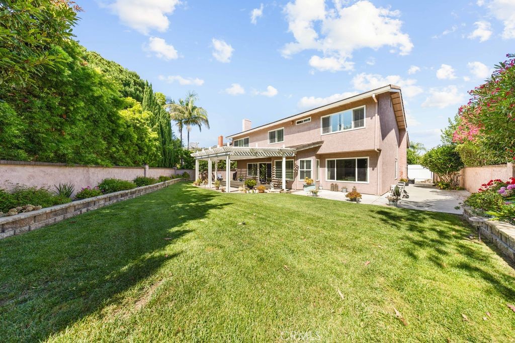 703 Calle Cumbre