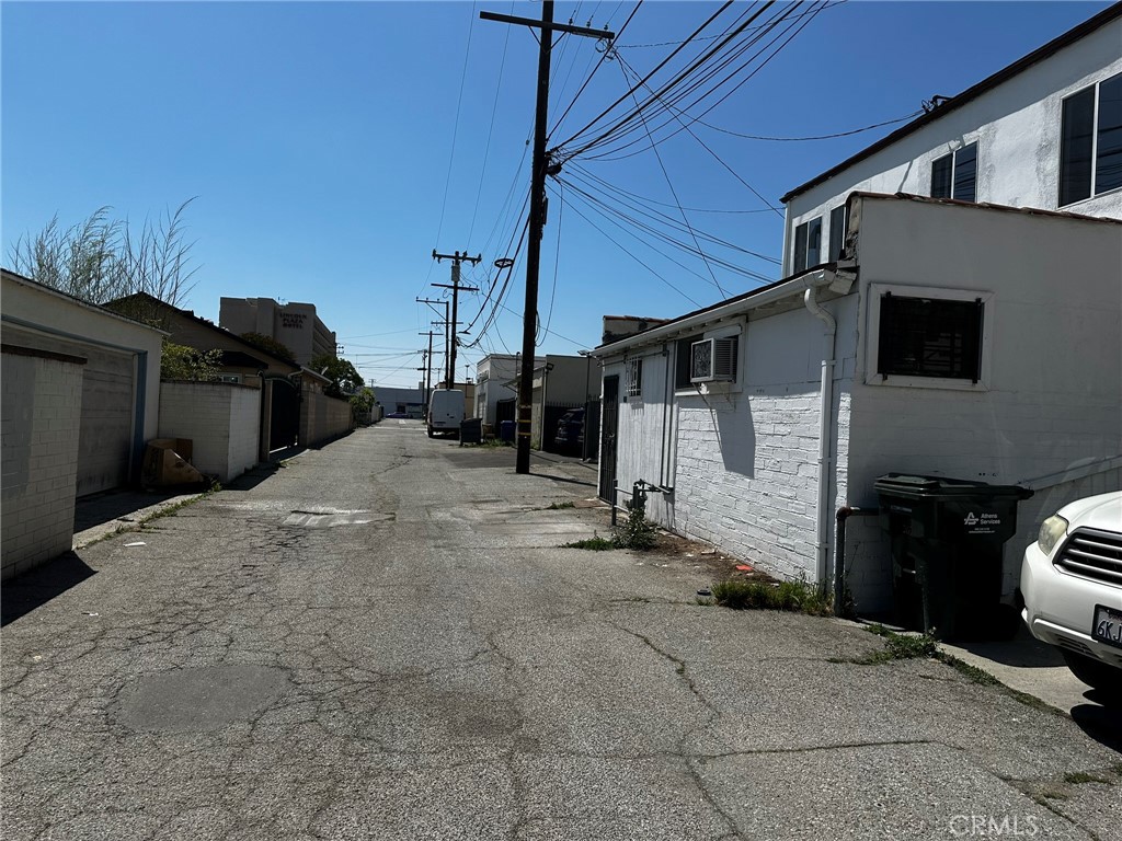 260 E Garvey Avenue