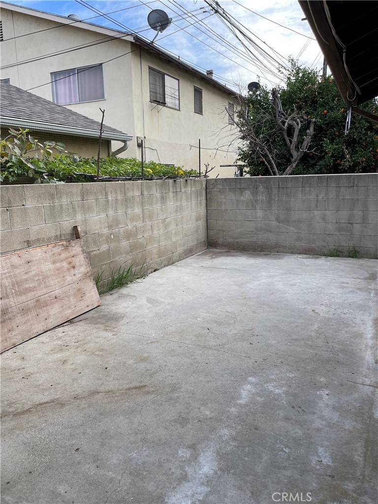 1510 S Curtis Avenue