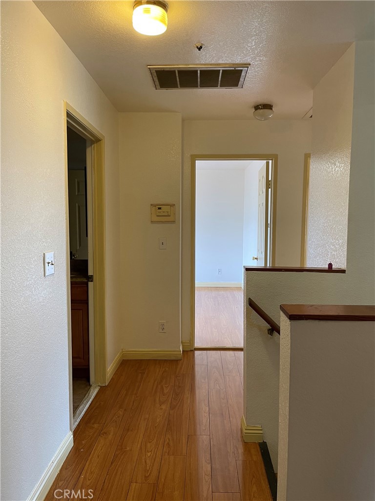 1510 S Curtis Avenue