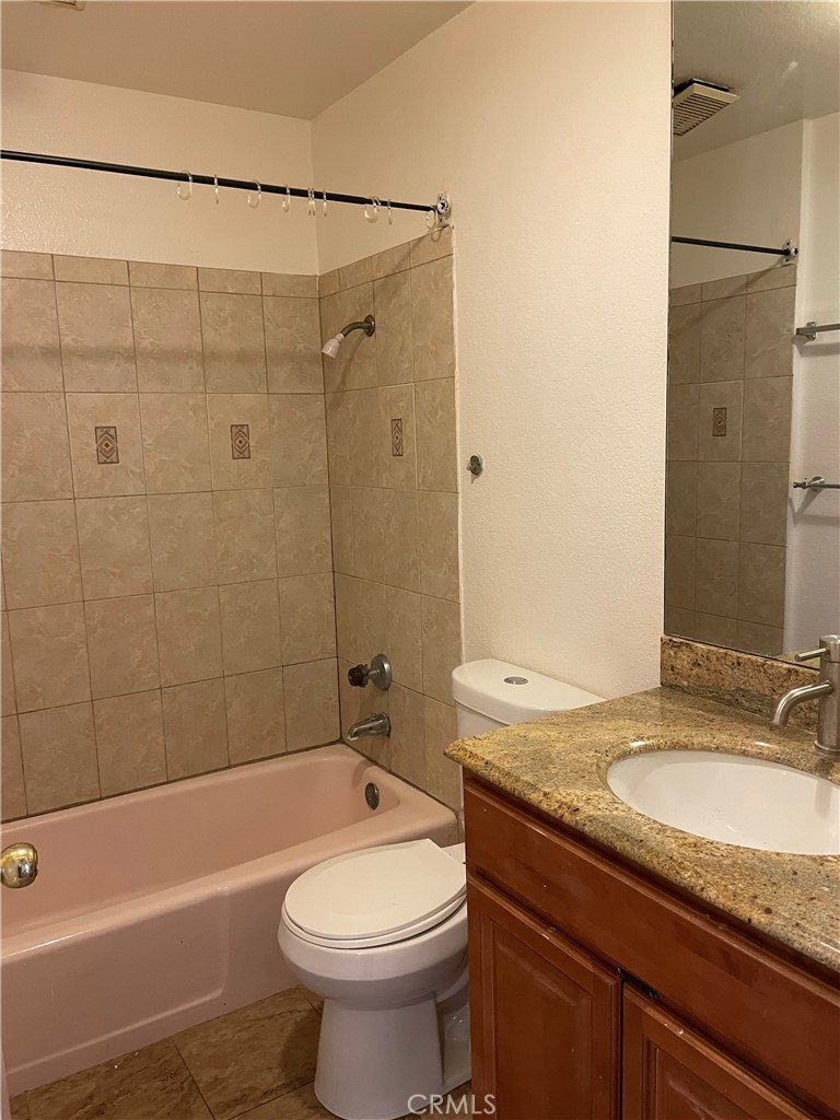 1510 S Curtis Avenue